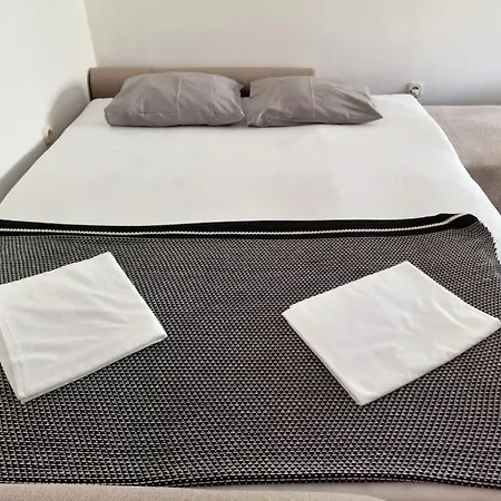 Apartamento Dedic Petrcane