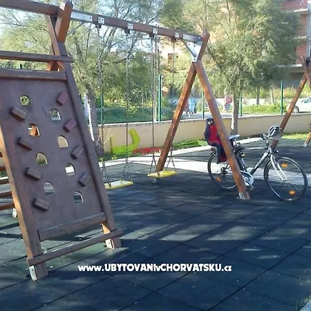 Dedic 公寓 佩特坎内